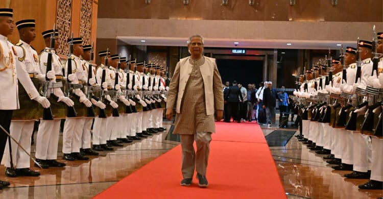 Yunus lands in Kuala Lumpur