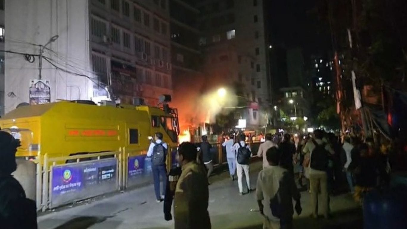 Protesters attack, vandalise Jatiya Party central office again