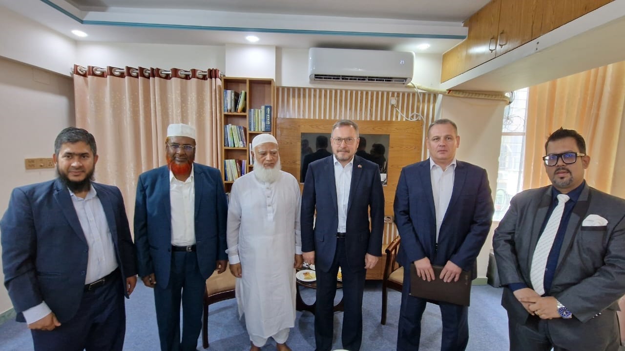 Russian ambassador holds courtesy meeting with Jamaat chief