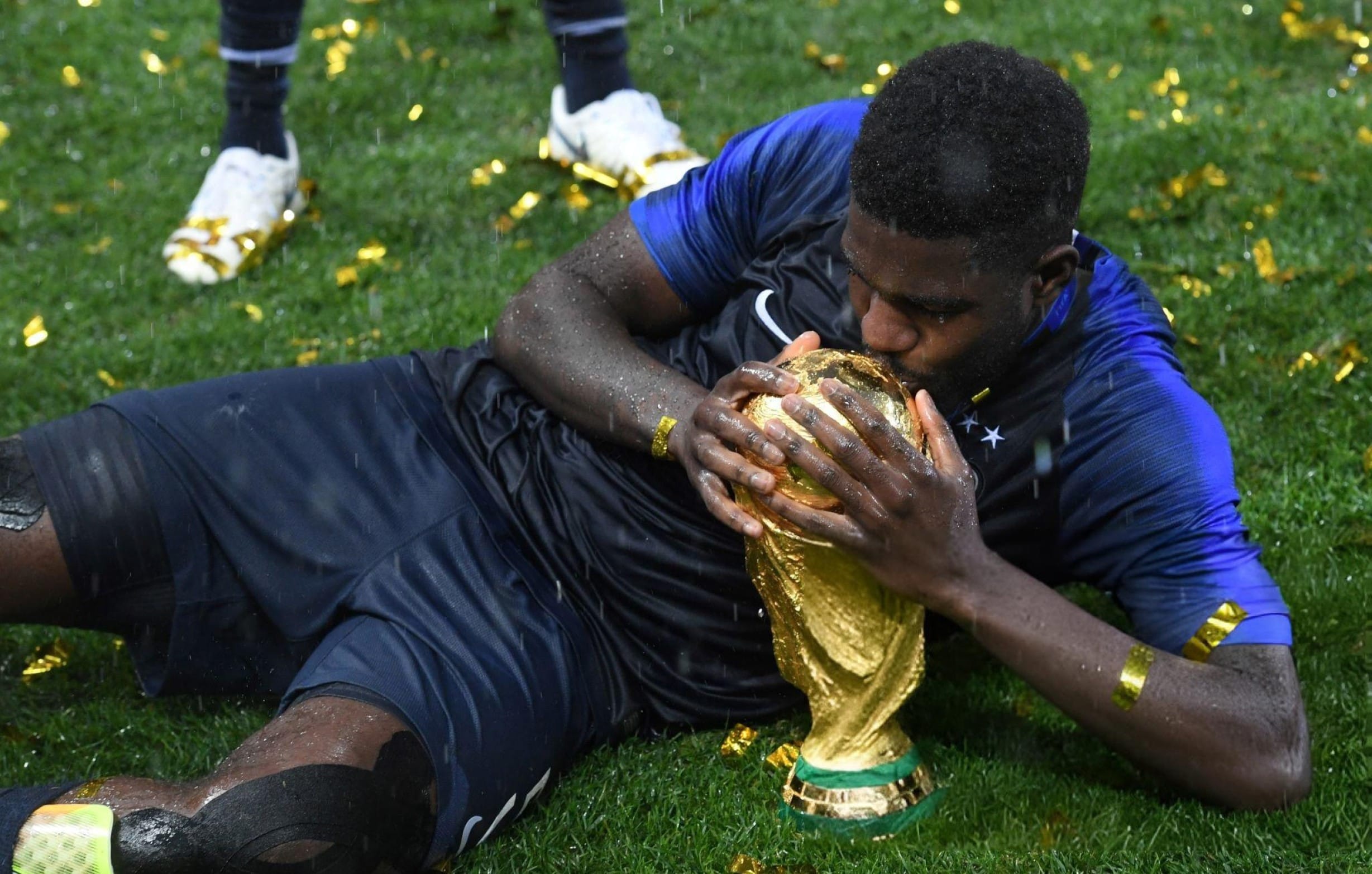 Ex-France defender Umtiti calls time on club career