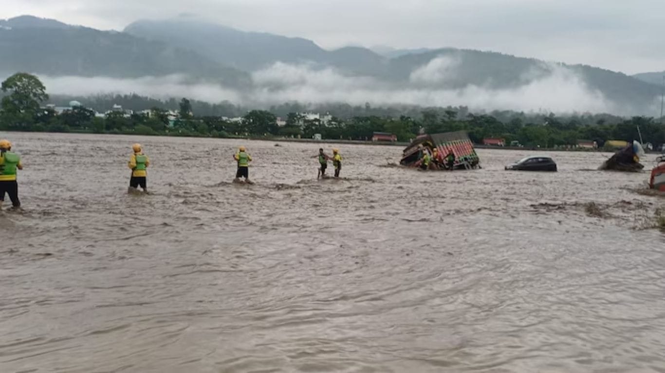 20 dead as heavy rain batters Indian states