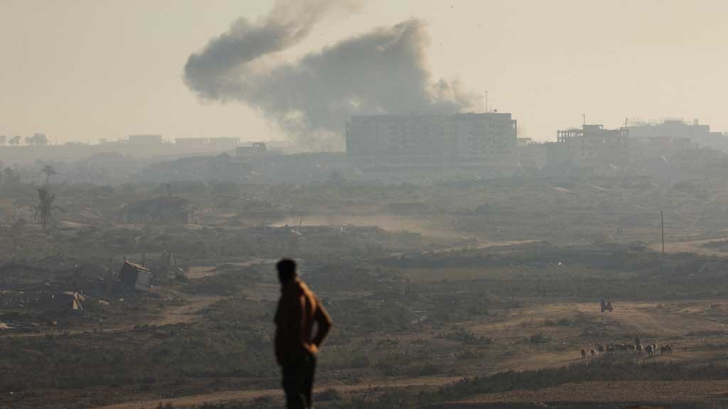 Israel presses on with Gaza City assault, at least 60 Palestinians killed