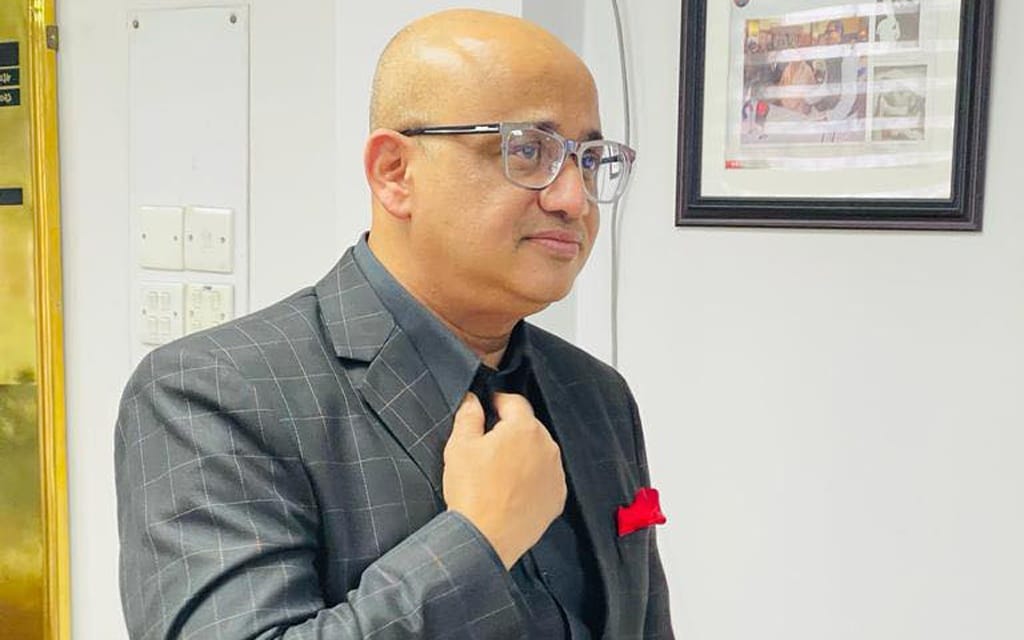 Arrest warrant issued against former state minister Murad Hassan