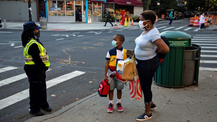 New York announces school closure again