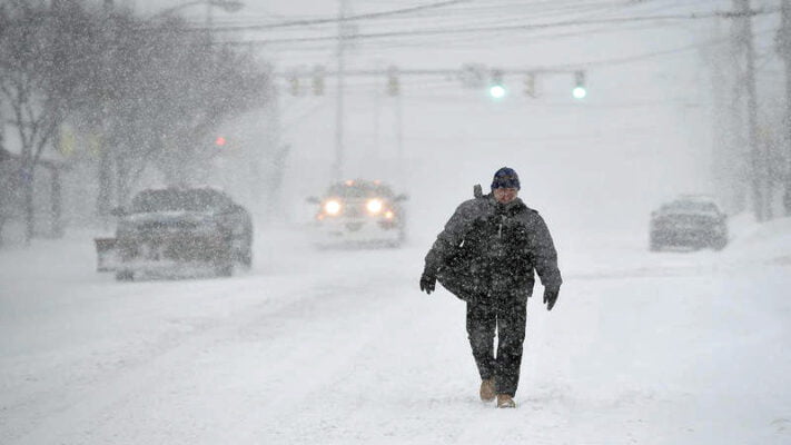 Blizzards disrupted public life in US
