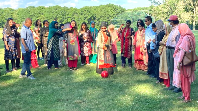 Bengal Society's gorgeous picnic in New York