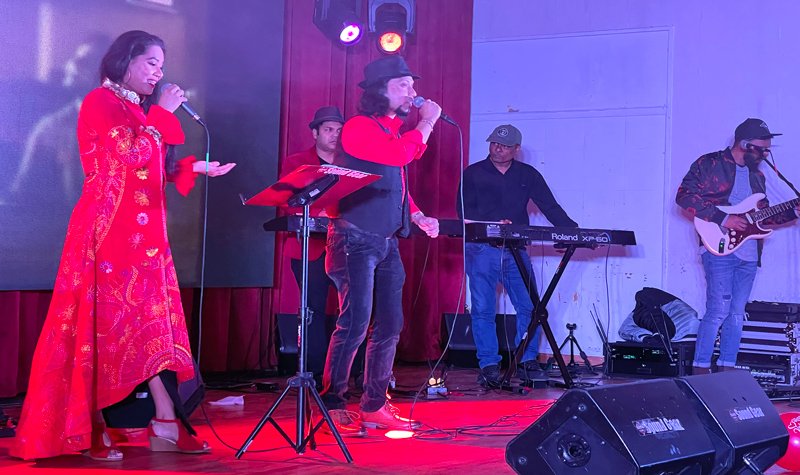 Expatriates celebrate Valentine's day in New York