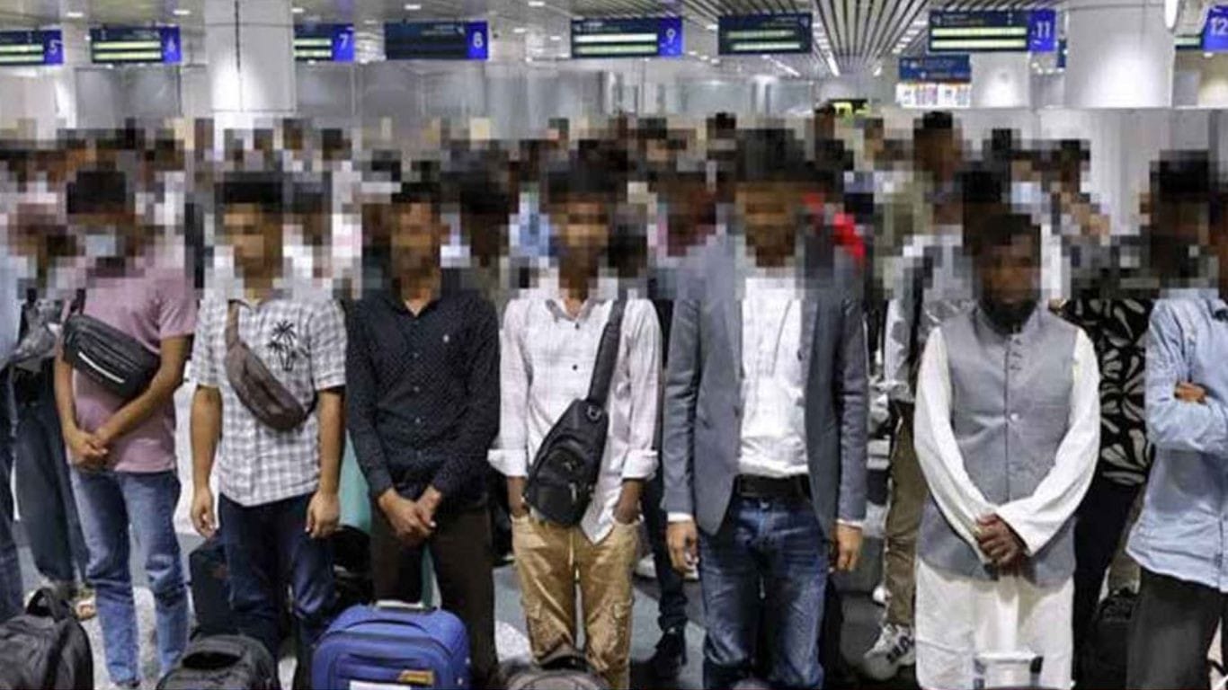 Malaysia turns back 123 Bangladeshis from airport