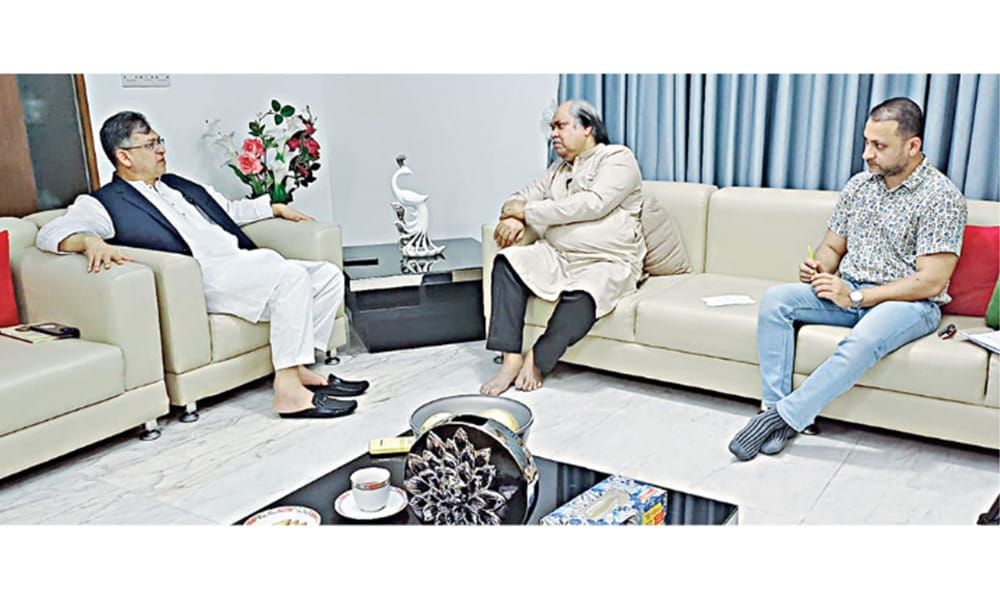 Political manipulation attempts on the spirit of Mass Uprising