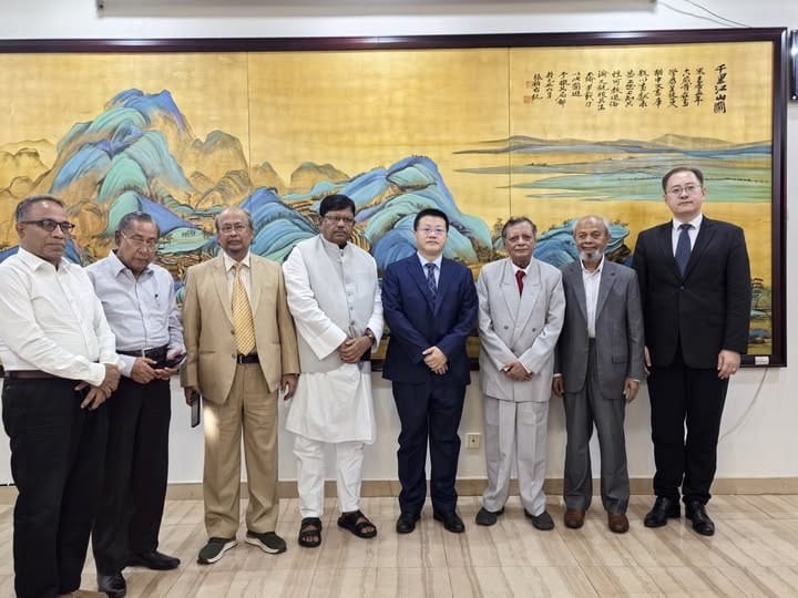 Chinese ambassador discusses stronger people-to-people ties with BCFA president