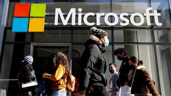 Microsoft becomes 2nd company to hit $4t valuation