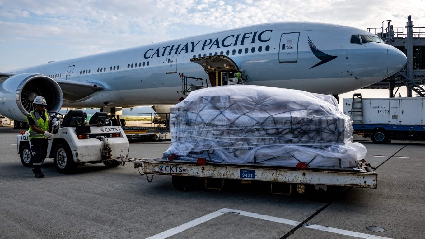 Hong Kong's Cathay Pacific unveils deal to buy 14 Boeing jets