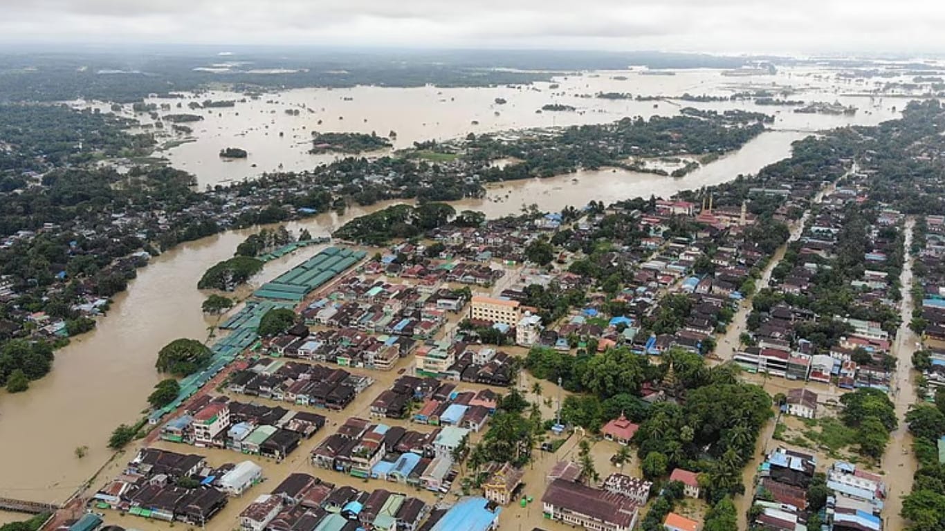Flash flood kills 6 in Myanmar-China border town
