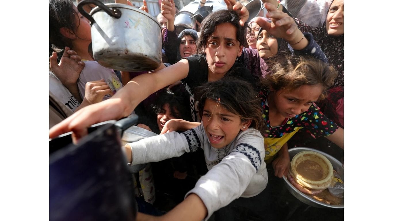 Palestinians refuse to leave Gaza City despite Israeli threats