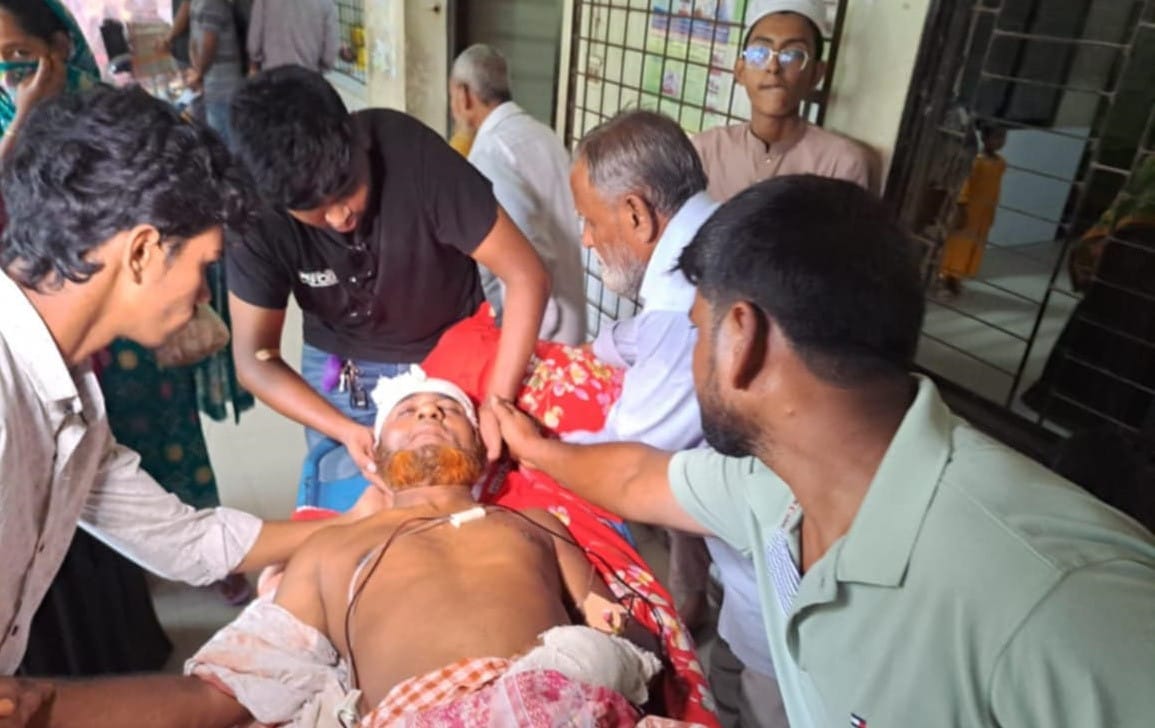 Journalist injured in attack over previous enmity in Kushtia