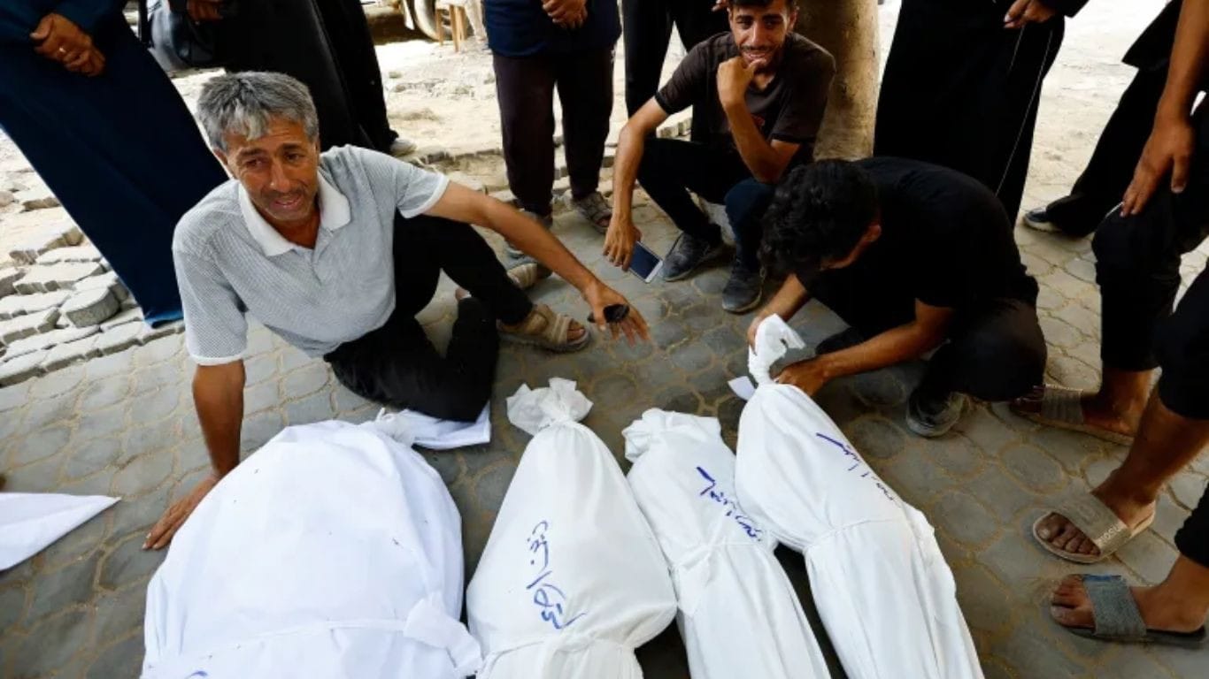 Israel pounds Gaza, kills 10, as world mourns slain Al Jazeera staff