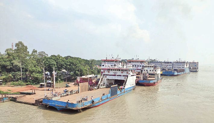 Launch service on Paturia-Daulatdia route suspended as terminal sinks into Padma