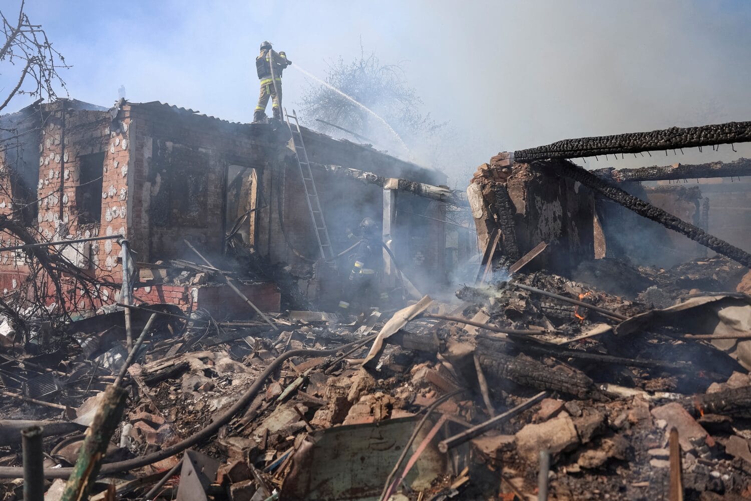 Lugansk girl blames Zelensky for children's deaths in letter to US first lady