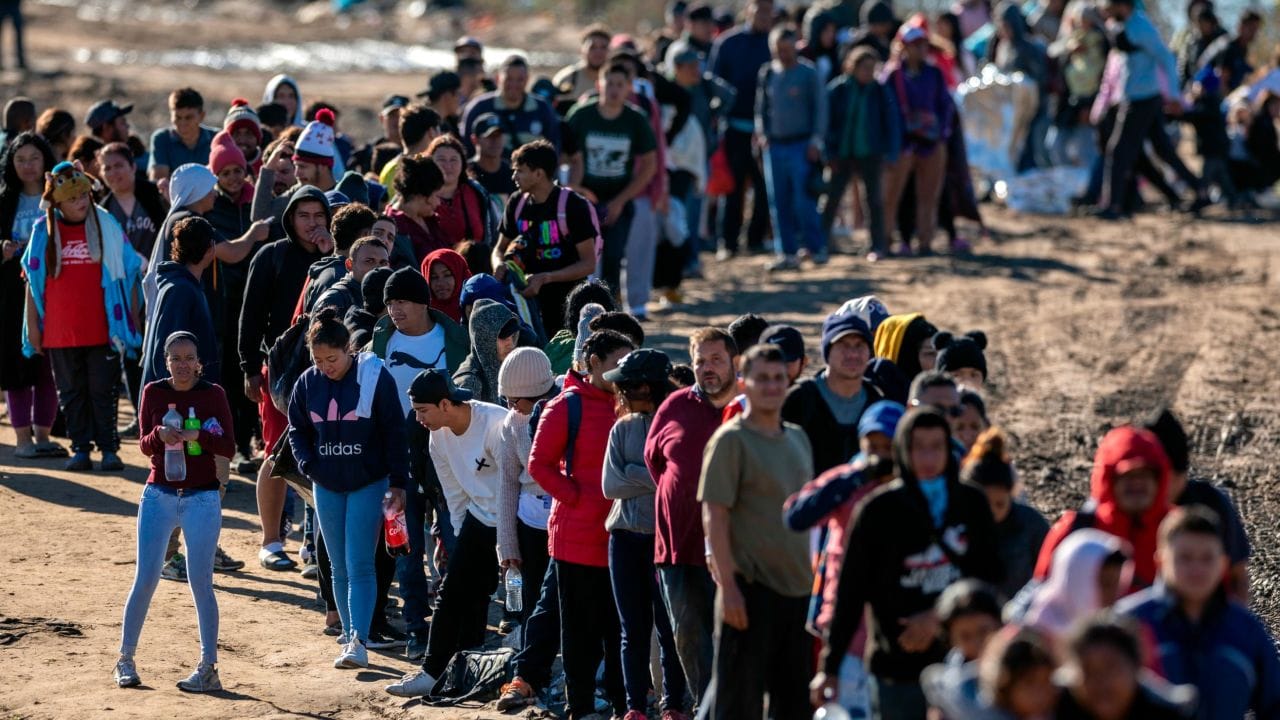 18.6 million illegal immigrants in U.S, down 1.6 million in six months