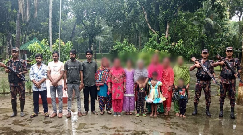 BSF pushes in 18 Bangladeshis along Naogaon border